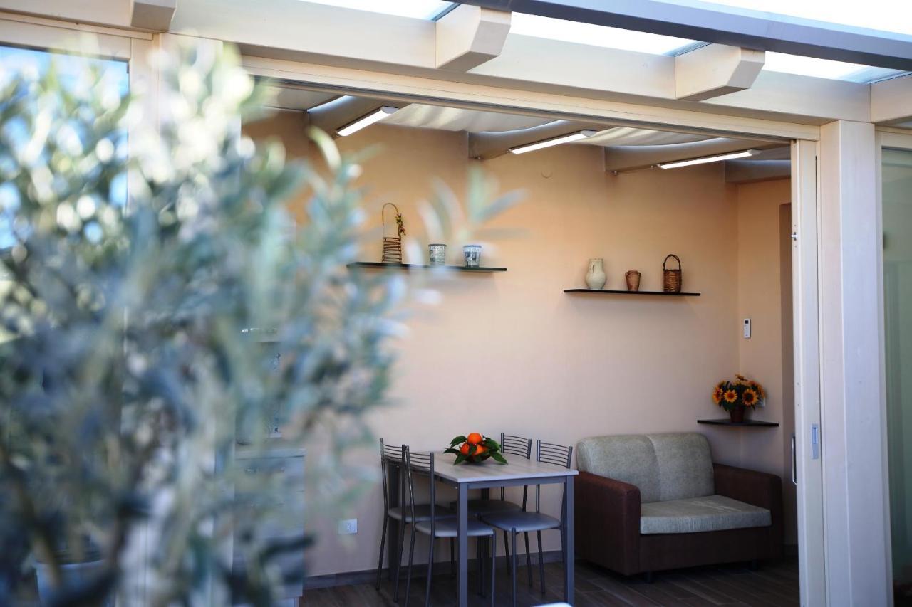 Re Sole Case Vacanze - Esclusivo Attico M A R T E Con Spaziosissima Terrazza Solarium Attrezzata Avola Exterior foto