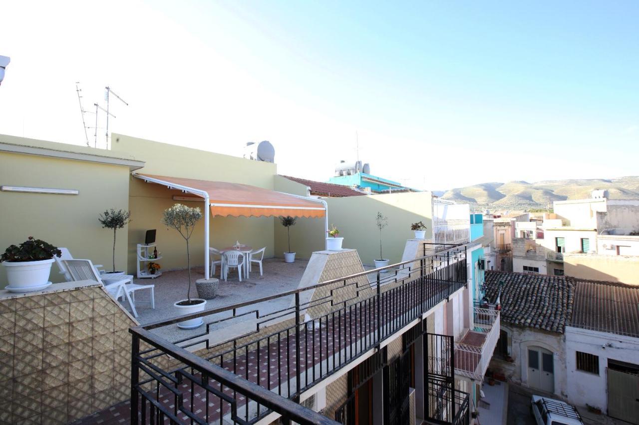 Re Sole Case Vacanze - Esclusivo Attico M A R T E Con Spaziosissima Terrazza Solarium Attrezzata Avola Exterior foto