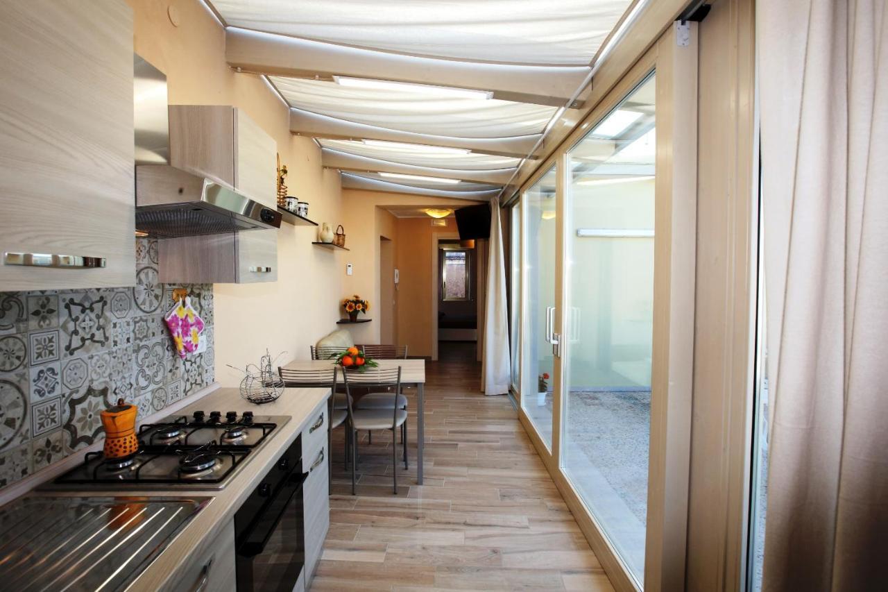Re Sole Case Vacanze - Esclusivo Attico M A R T E Con Spaziosissima Terrazza Solarium Attrezzata Avola Exterior foto