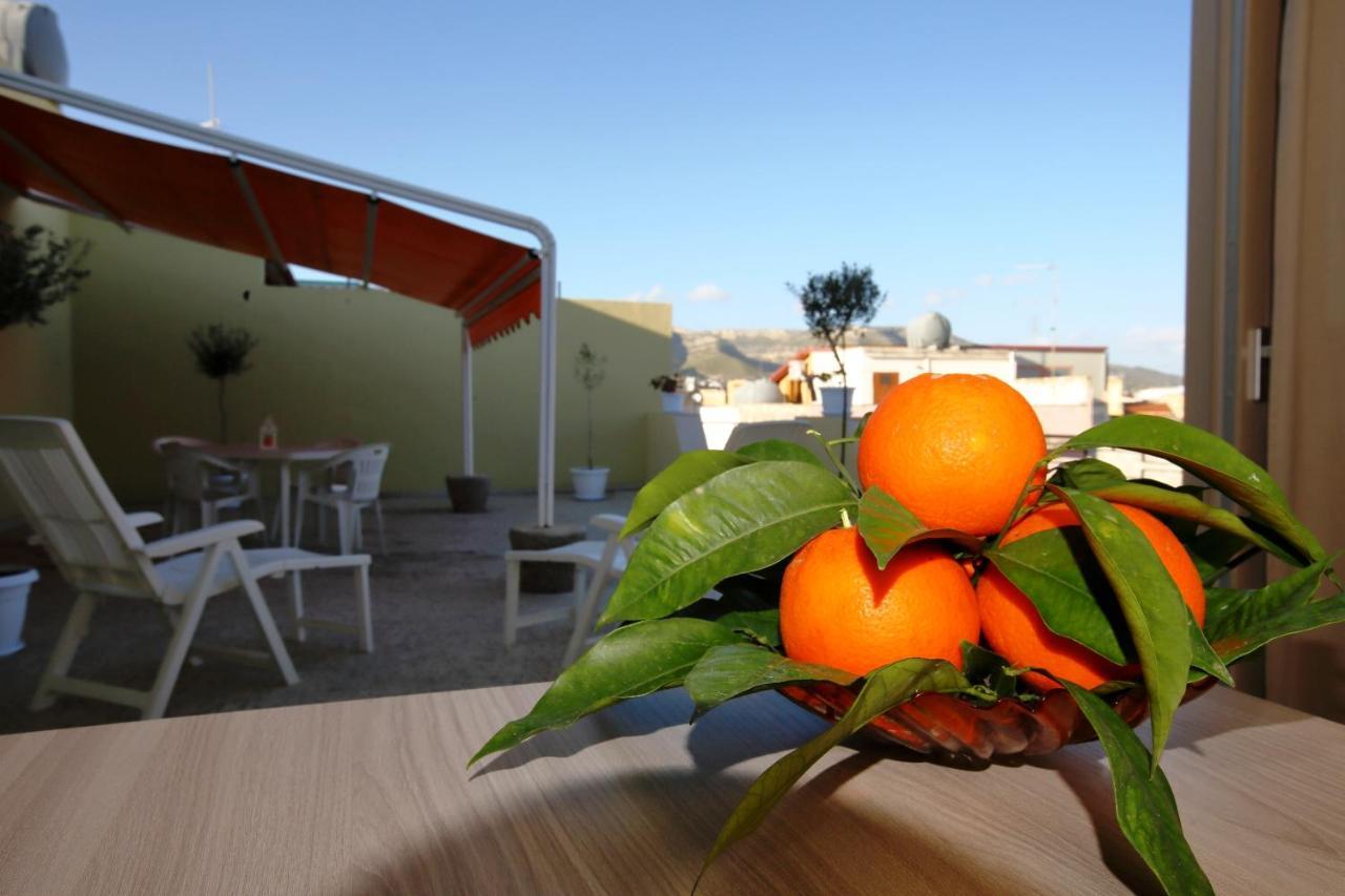 Re Sole Case Vacanze - Esclusivo Attico M A R T E Con Spaziosissima Terrazza Solarium Attrezzata Avola Exterior foto