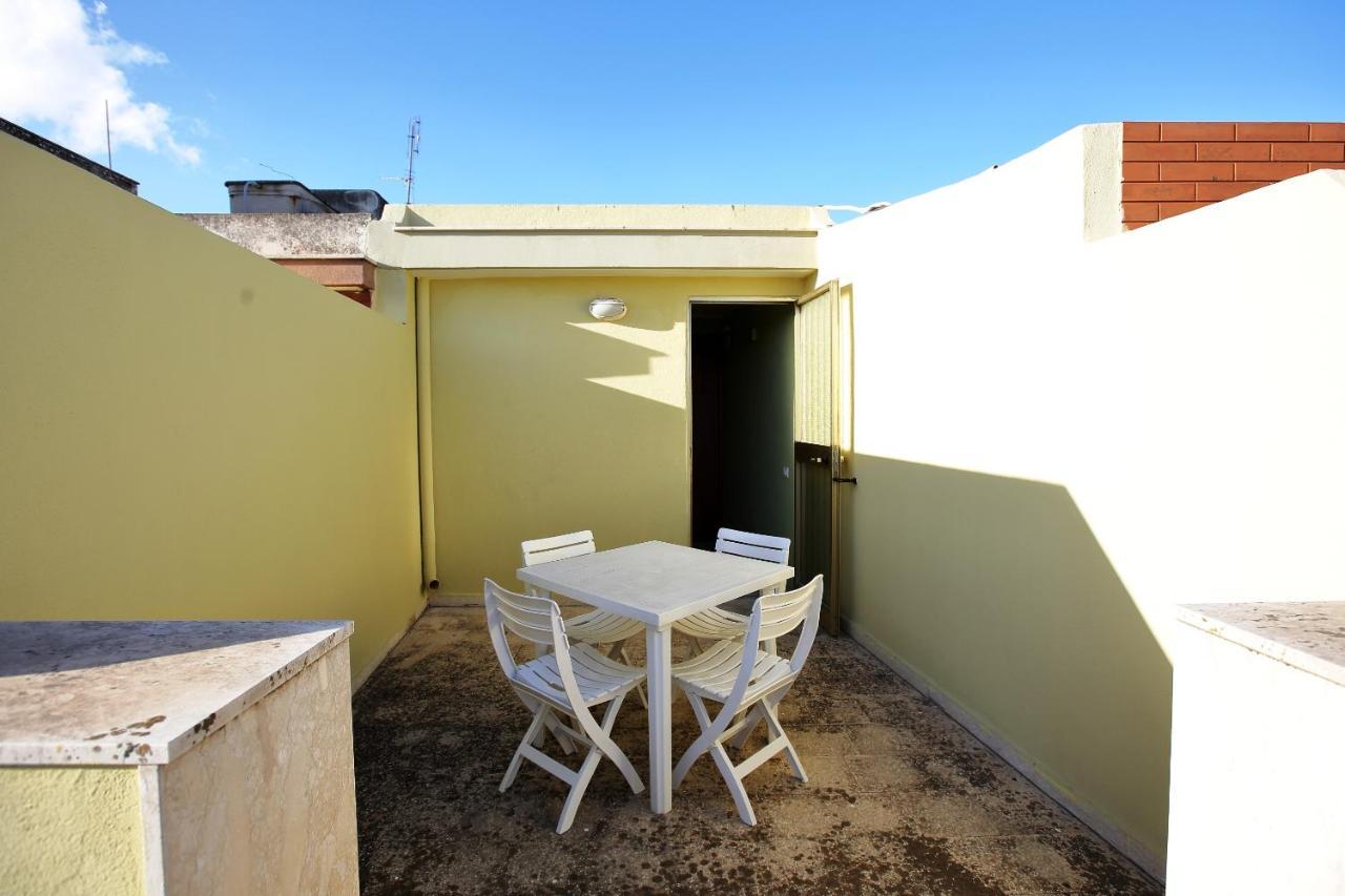 Re Sole Case Vacanze - Esclusivo Attico M A R T E Con Spaziosissima Terrazza Solarium Attrezzata Avola Exterior foto